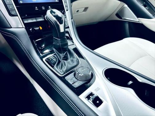 2022 INFINITI Q50 Base