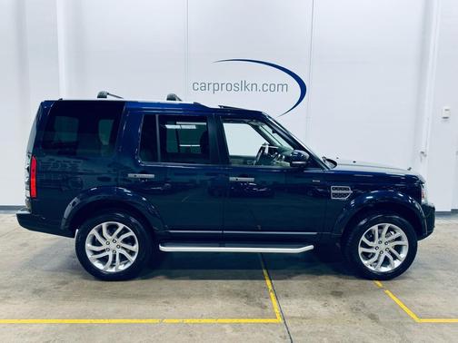 2016 Land Rover LR4 Base