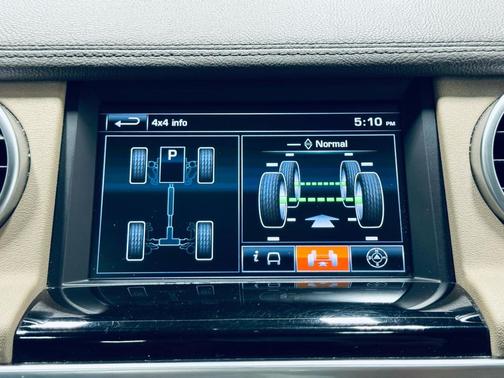 2016 Land Rover LR4 Base