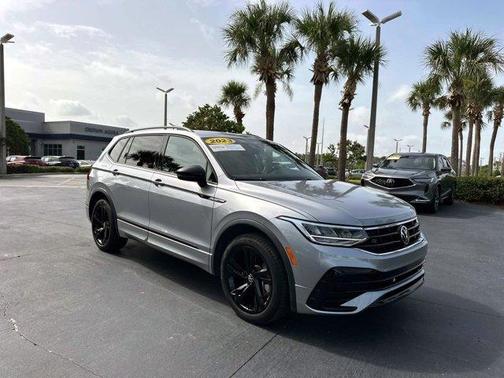 2023 Volkswagen Tiguan 2.0T SE R-Line Black
