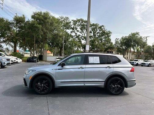 2023 Volkswagen Tiguan 2.0T SE R-Line Black