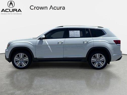 Pure White 2018 Volkswagen Atlas 3.6L SEL Premium