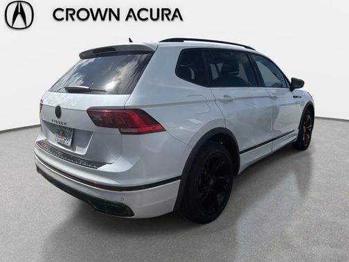 2023 Volkswagen Tiguan 2.0T SE R-Line Black