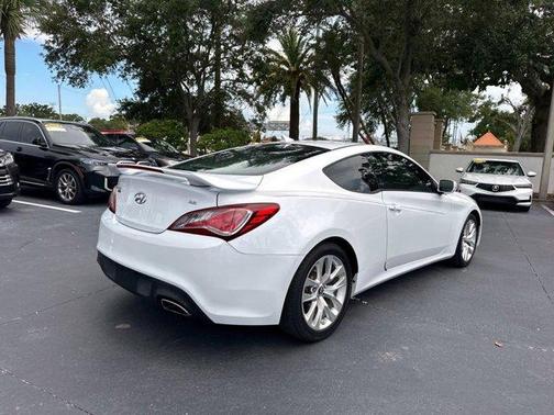 2015 Hyundai Genesis Coupe 3.8 Base