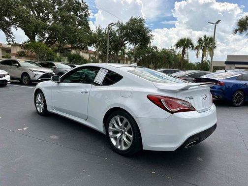 2015 Hyundai Genesis Coupe 3.8 Base