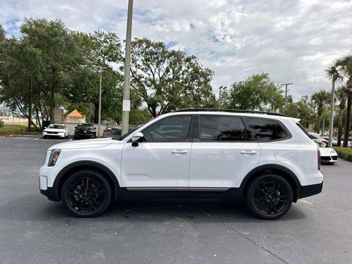 2023 Kia Telluride SX