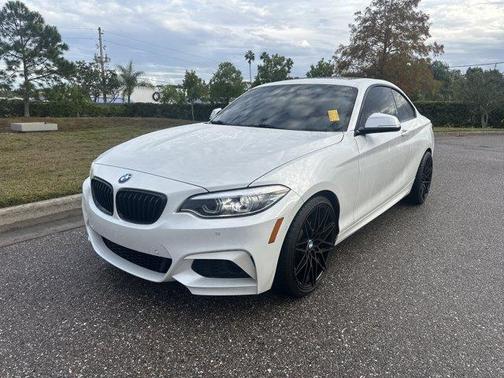 2019 BMW 230 i