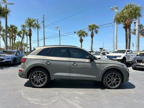 2023 Audi SQ5 3.0T Premium Plus
