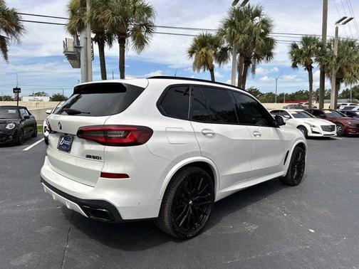 2022 BMW X5 M50i