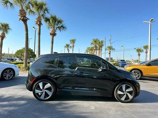 2017 BMW i3 94 Ah w/Range Extender