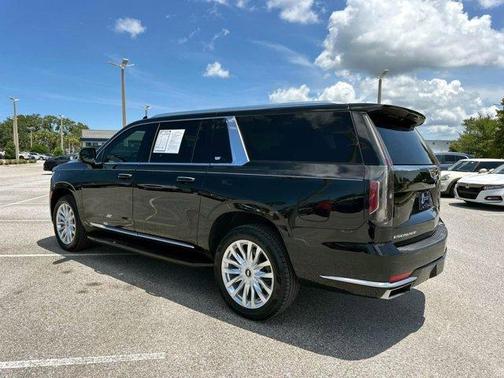 2022 Cadillac Escalade ESV Luxury