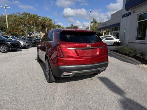 2021 Cadillac XT5 Premium Luxury