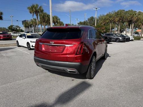 2021 Cadillac XT5 Premium Luxury