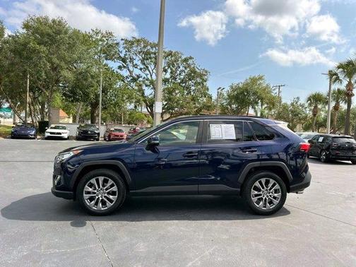 2021 Toyota RAV4 XLE Premium