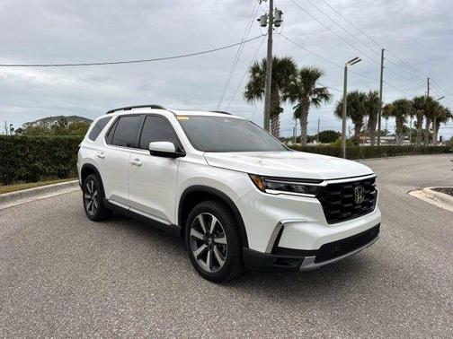 2024 Honda Pilot Touring