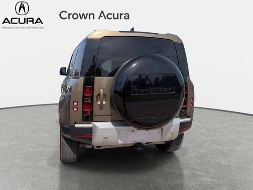 Gondwana Stone 2024 Land Rover Defender P400 S