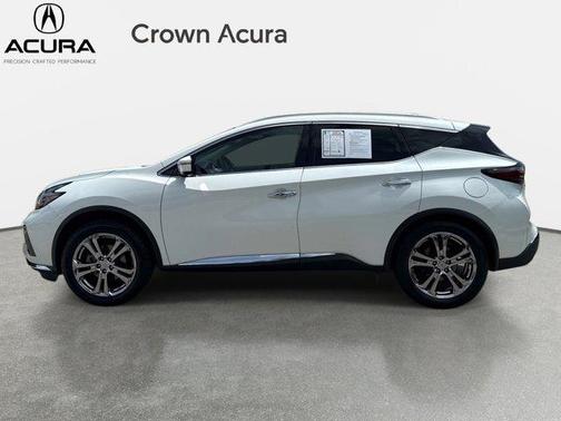 White 2019 Nissan Murano Platinum