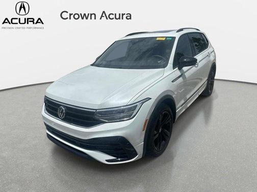 Opal White Pearl Effect 2023 Volkswagen Tiguan 2.0T SE R-Line Black