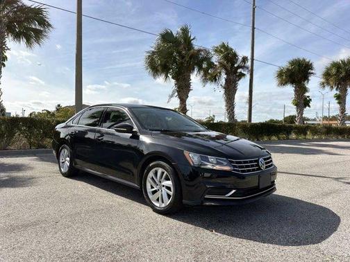 2018 Volkswagen Passat 2.0T SE