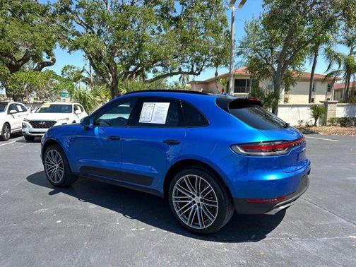 2020 Porsche Macan Base