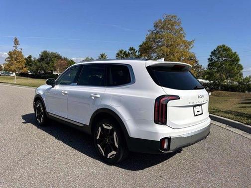 2023 Kia Telluride EX