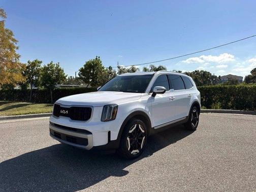 2023 Kia Telluride EX