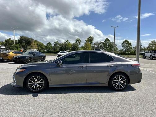 2022 Toyota Camry XLE