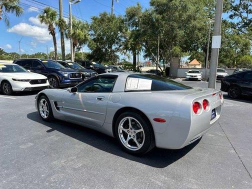 2004 Chevrolet Corvette Base