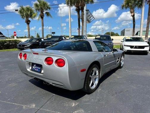 2004 Chevrolet Corvette Base