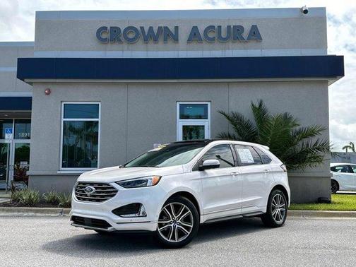 2019 Ford Edge Titanium