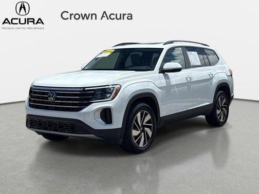 Pure White 2024 Volkswagen Atlas 2.0T SE w/Technology