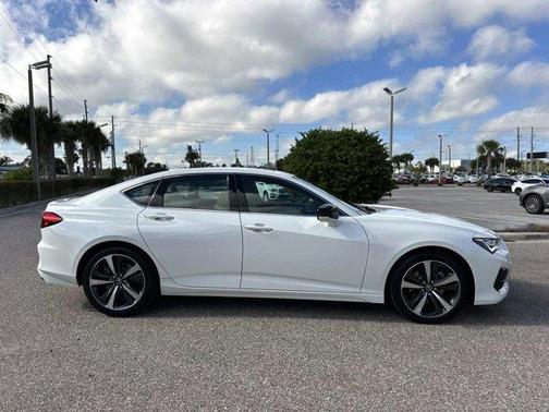 2025 Acura TLX Technology