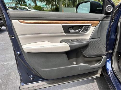 2022 Honda CR-V Hybrid Touring