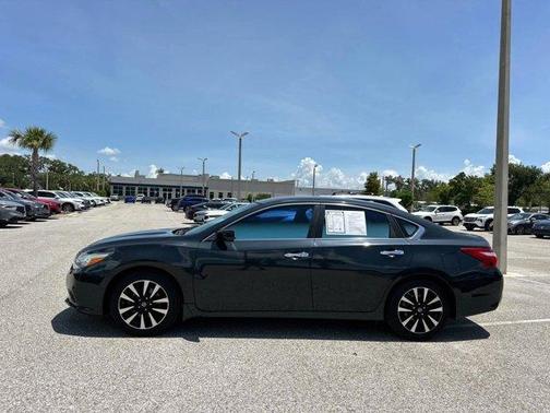 2017 Nissan Altima 2.5 SV