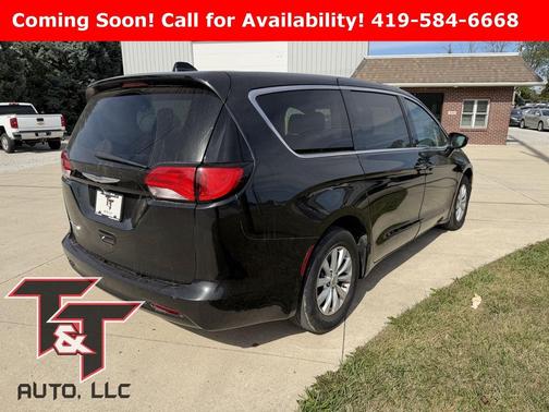 2017 Chrysler Pacifica Touring
