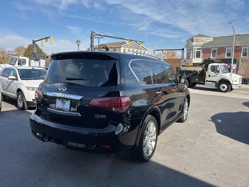 2014 INFINITI QX80 Base