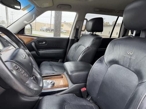 2014 INFINITI QX80 Base