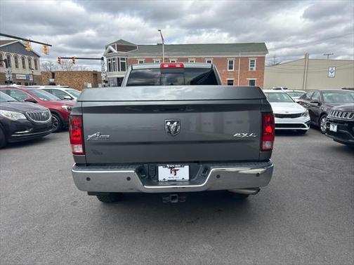 2013 RAM 1500 SLT