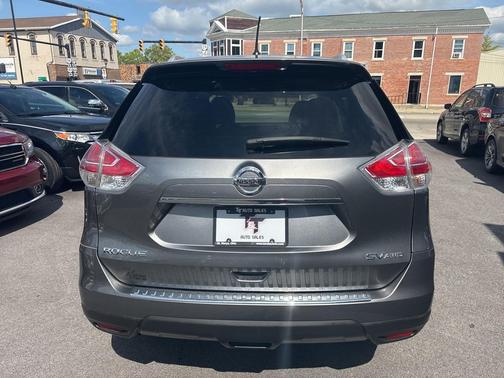 2016 Nissan Rogue SV