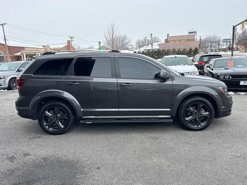 2018 Dodge Journey Crossroad