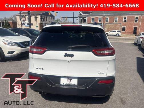 Bright White Clearcoat 2018 Jeep Cherokee Limited