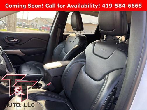 Bright White Clearcoat 2018 Jeep Cherokee Limited