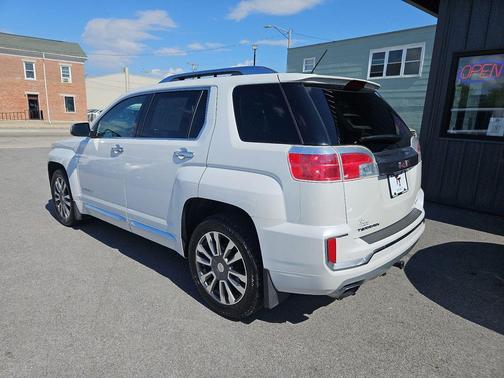 White Frost Tricoat 2016 GMC Terrain Denali