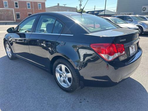 Black Granite Metallic 2014 Chevrolet Cruze 1LT
