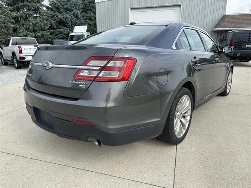 2017 Ford Taurus Limited