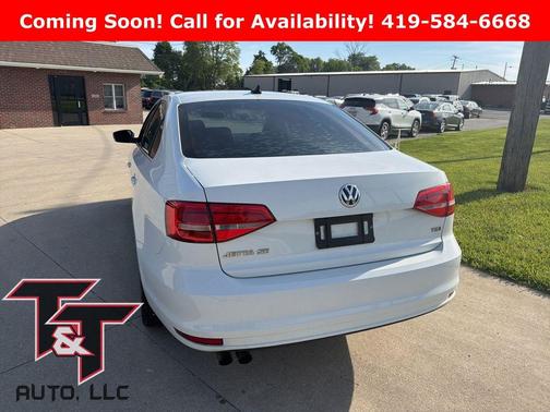 White 2015 Volkswagen Jetta Auto SE w/Connectivity