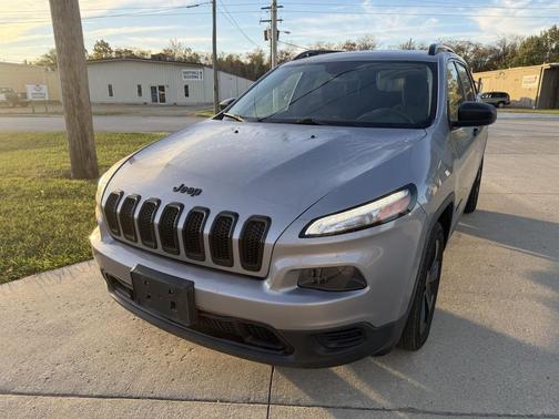 2016 Jeep Cherokee Altitude