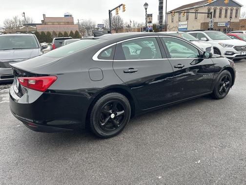 2016 Chevrolet Malibu LS