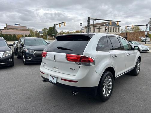 2014 Lincoln MKX Base