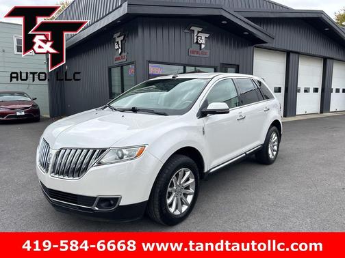 2014 Lincoln MKX Base